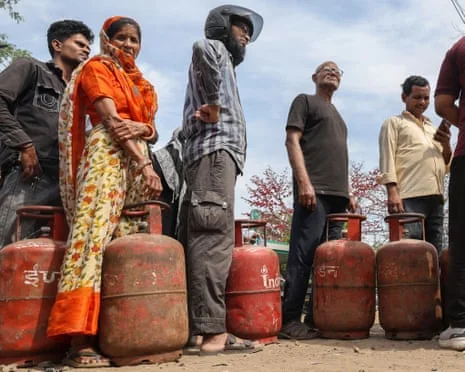 Kitchens in Crisis: The 2026 LPG Reversal and the Return of the Coal Stove - Graphic Illustration 3