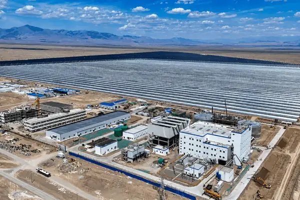 The End of the Lithium Monopoly: Why Xinjiang’s 1 GW Hybrid Solar Plant Signals the Dawn of a Diversified Grid - Graphic Illustration 1