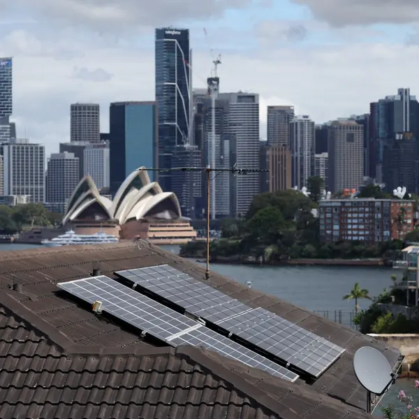 The Solar Equity Paradox: How Australia’s ‘Solar Sharer’ Scheme and Decentralized Grids are Rewriting the Energy Playbook - Graphic Illustration 3